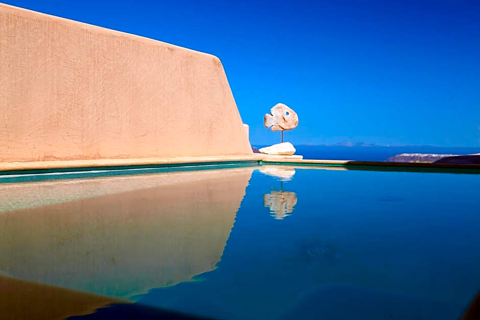 Voreina Gallery Suites