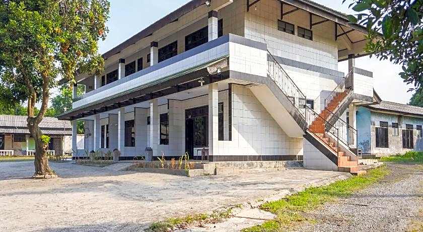 SPOT ON 91797 Mutiara Guest House