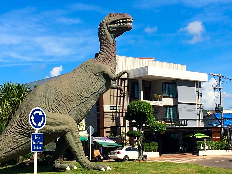 Dino Studio Luxury Homestay