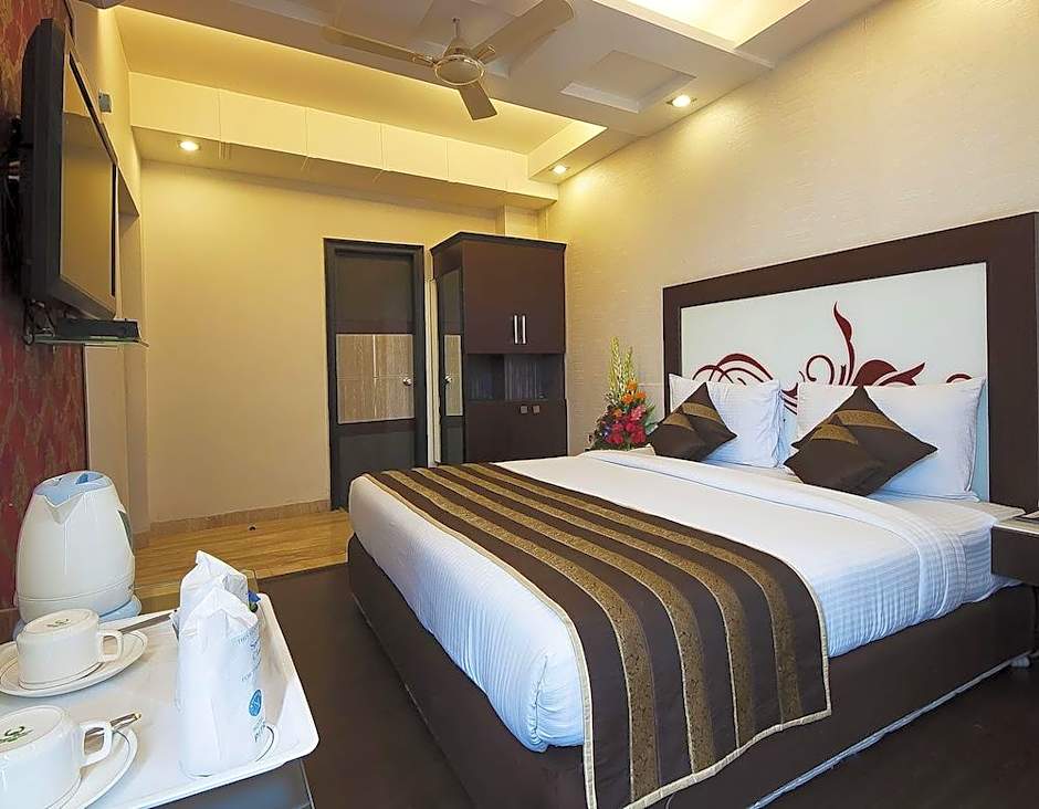 Hotel Pitrashish Grand & Premium