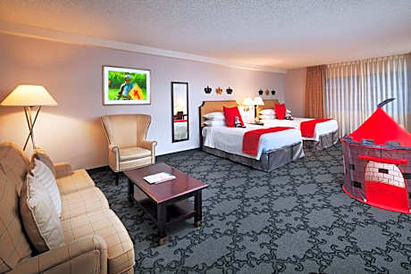 Junior Suite with Pool View
