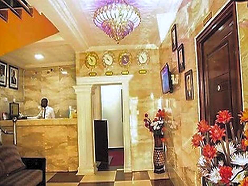 Carabana Hotel & Suites	