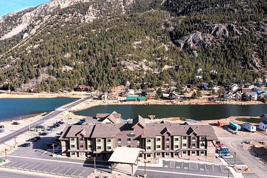 Microtel Inn & Suites by Wyndham Georgetown Lake