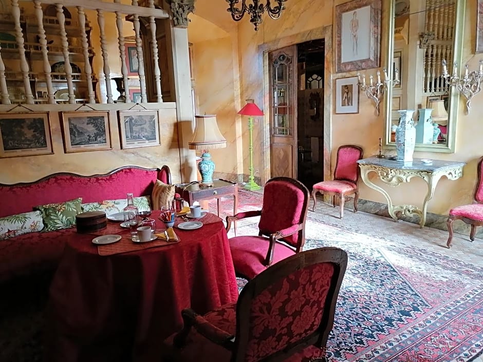Château De Mauriac – Senouillac, CO