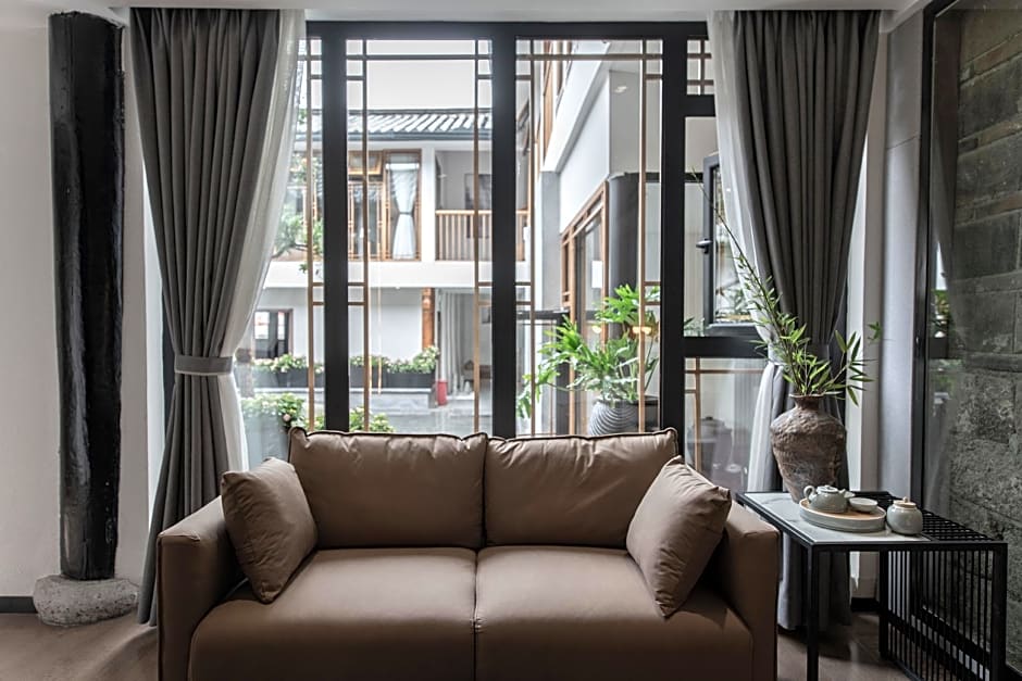 Lijiang Liman Wenzhi Hotel