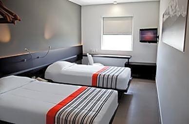 Standard Room Twin Beds