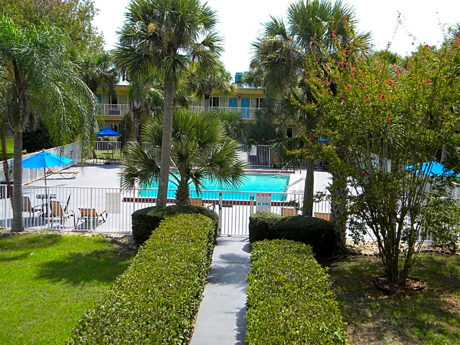 Days Inn by Wyndham Daytona Beach Speedway