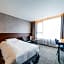 Hotel With City