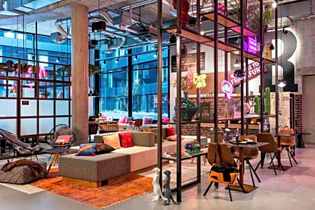 Moxy by Marriott Frankfurt City Center