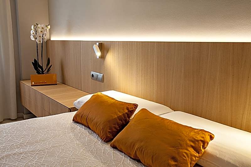Photo 1 of 4 of Standard 1 Double Bed or 2 Beds