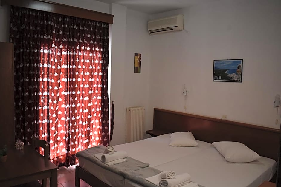 Galanis Studios and Apartments