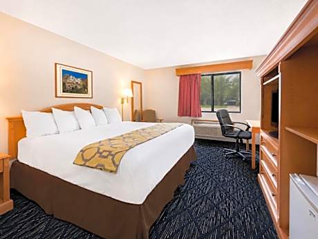 King Room - Disability Access/Non-Smoking