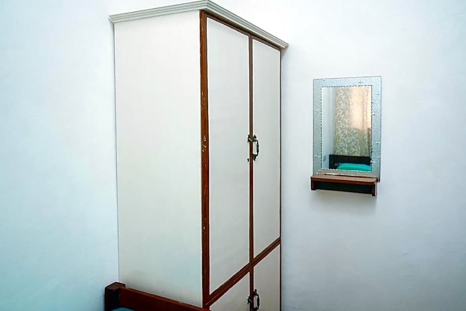 C Star Travellers Inn