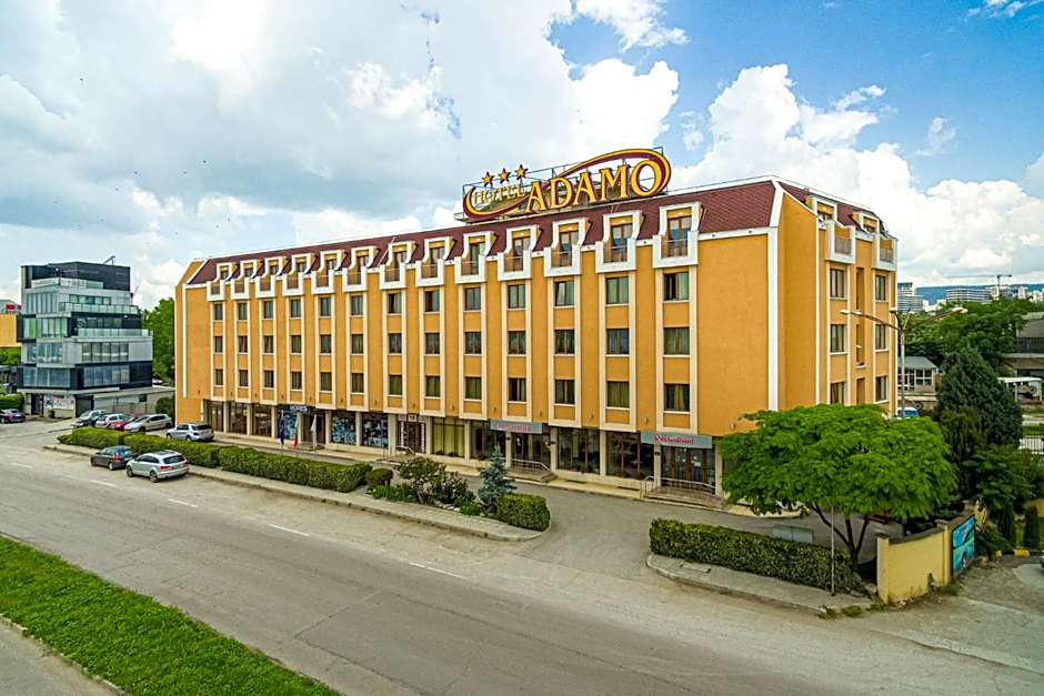 Adamo Hotel