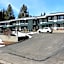 Bluelake Inn @ Heavenly Village