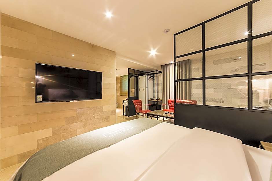 Docking Hotel