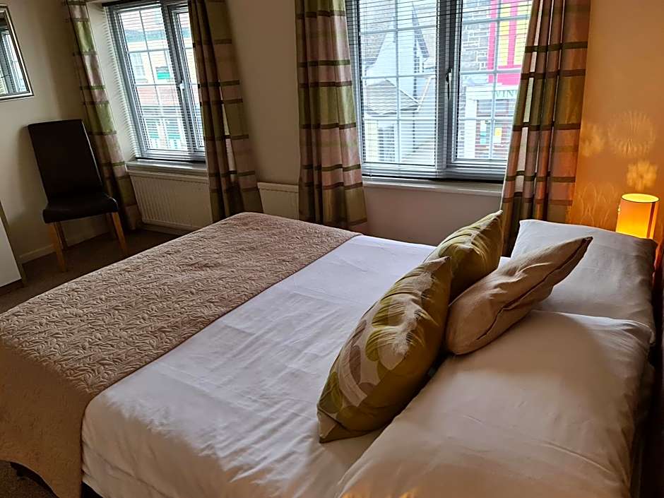 The Lamb and Flag Inn