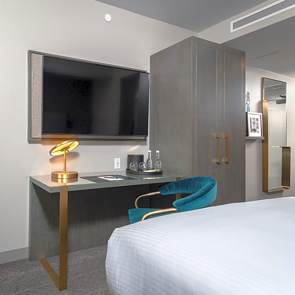 Tulsa Club Hotel Curio Collection By Hilton