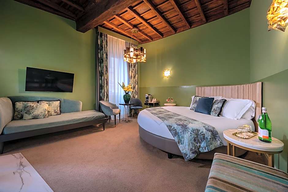 Torre Argentina Relais - Residenze di Charme