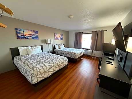 Deluxe Queen Room with Two Queen Beds - Non-Smoking