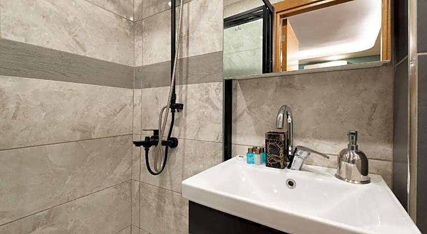 Istanbulites Hotel