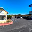Deluxe Inn