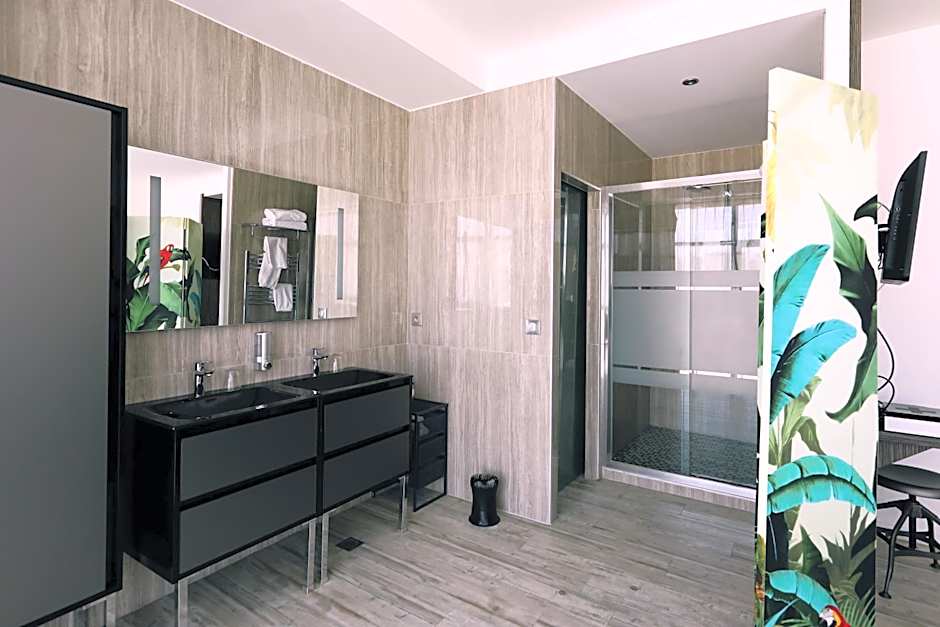 Appart' Hotel La Girafe Marseille Est - Porte d'Aubagne