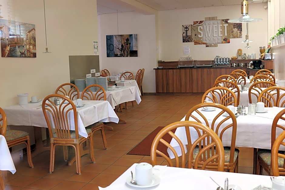 Elbbrücken Hotel