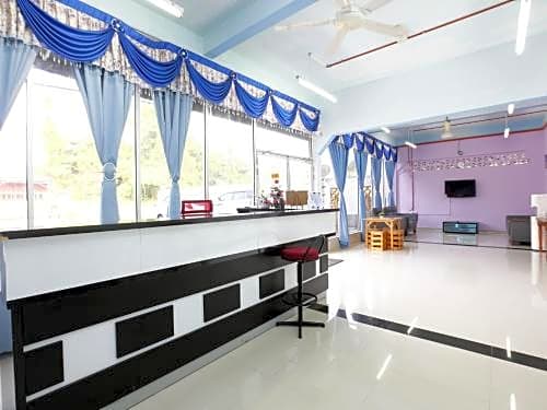 SPOT ON 89778 Aisy Hotel