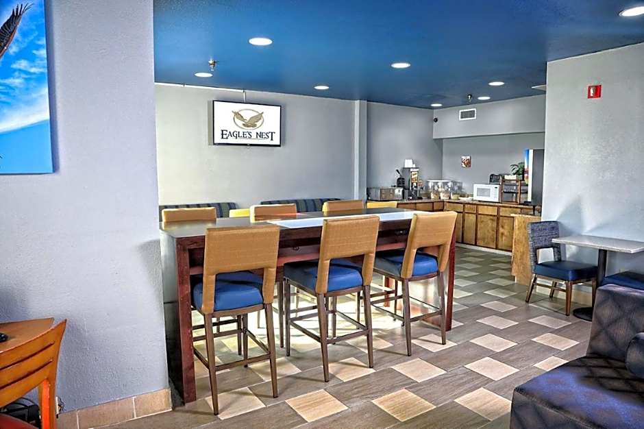 Eagles Nest Inn