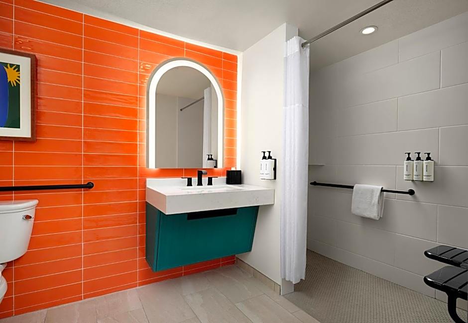 Holiday Inn Express Hotel & Suites Solana Beach-Del Mar By IHG