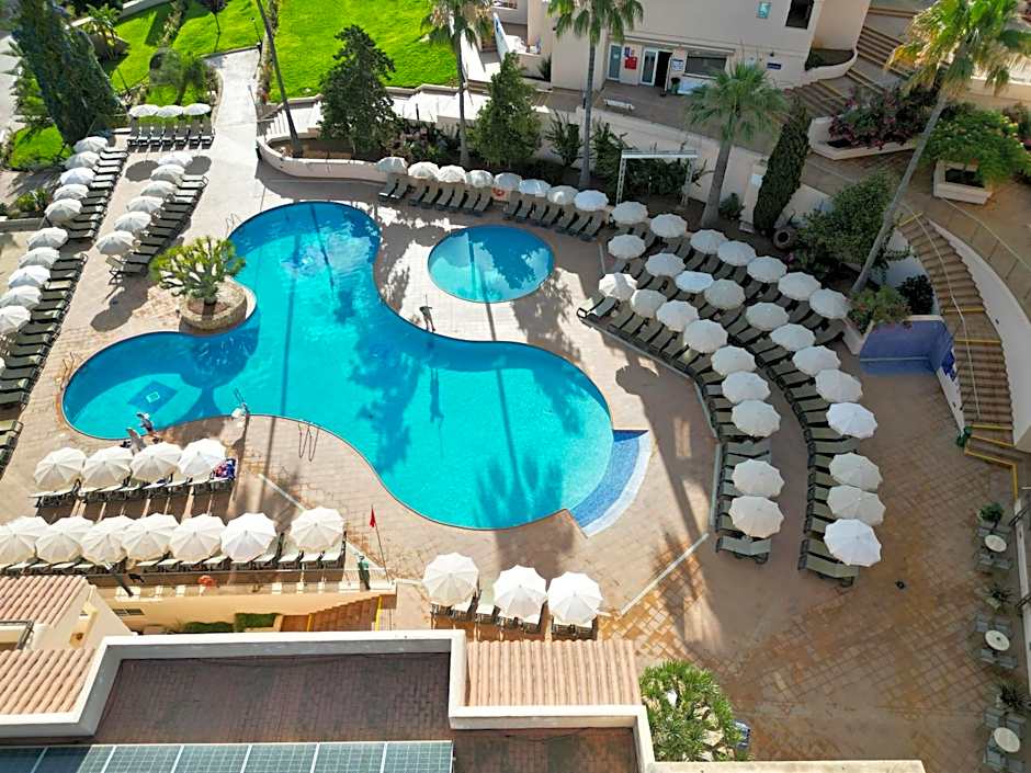 Invisa Hotel Club Cala Blanca