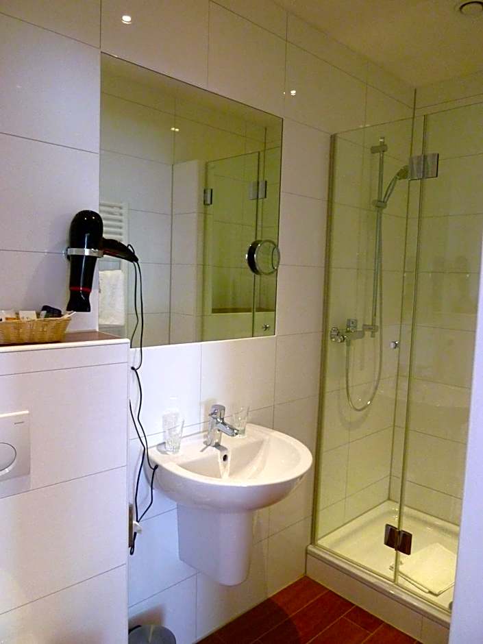 Höger's Hotel & Restaurant