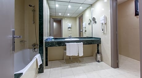 DOUBLE FAMILY CHILDREN ROOM 2 ADULTS + 2 CHILDREN