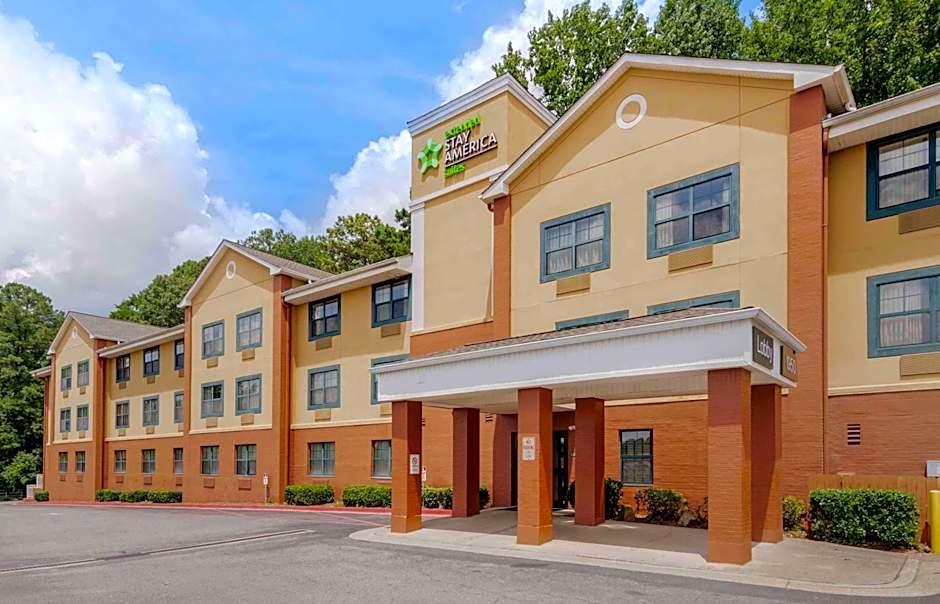 Photo 1 of 30 of Extended Stay America Select Suites - Atlanta - Alpharetta - Rock Mill Rd.