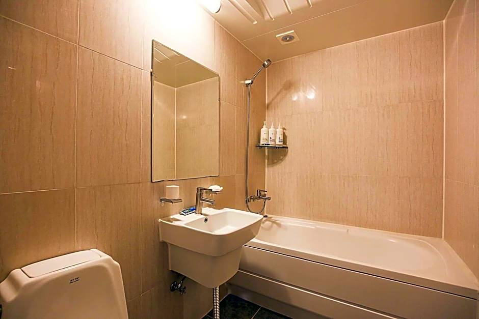 Gunsan Hotel May