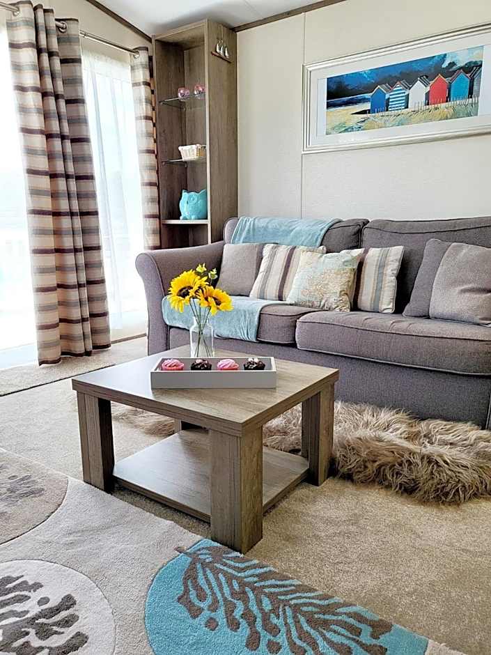 Luxury Woodland Retreat Holiday Home - Shorefield Country Park