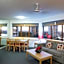Tiki Hotel Apartments Surfers Paradise