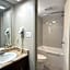 Super 8 by Wyndham Guelph