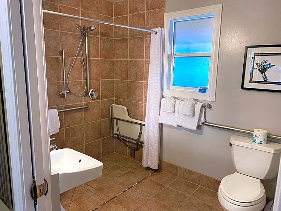 Sea Breeze Inn - Pacific Grove
