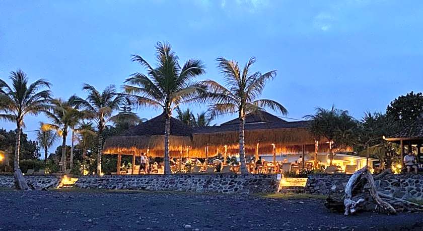 Wide Sands Beach Retreat