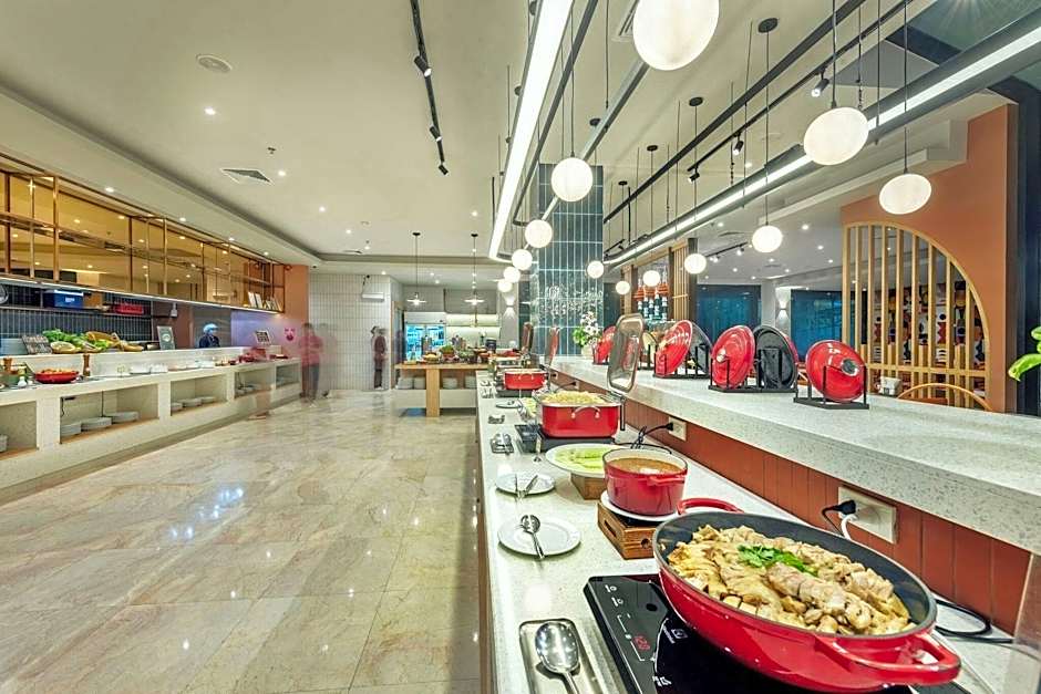 Buri Sriphu Hotel