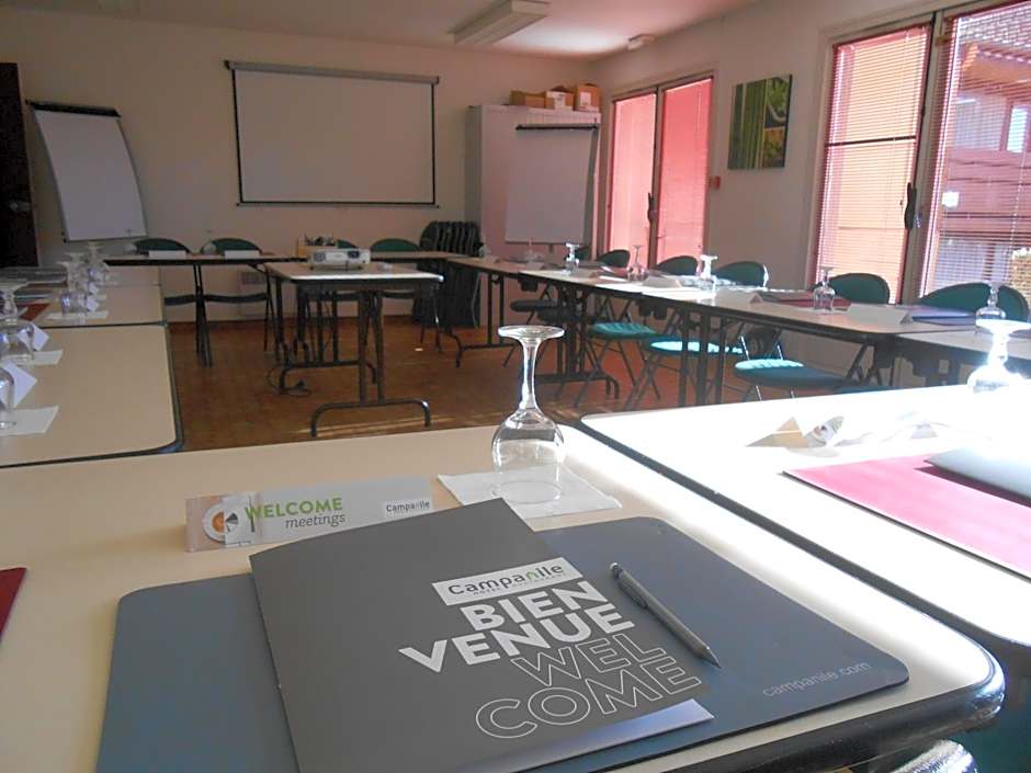 Hôtel Restaurant Campanile Aurillac