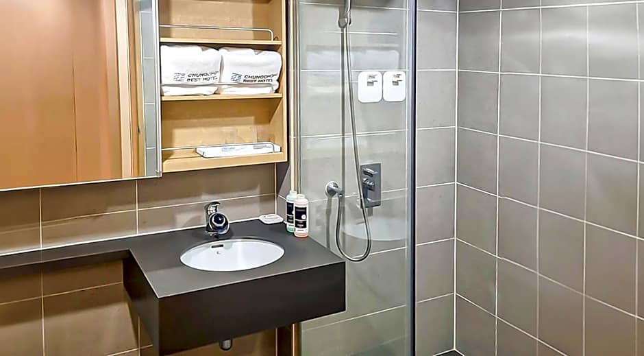 Chungchoho Best Hotel