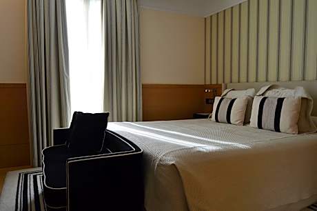 Standard Double Room, Beach View (2 Twin Beds)