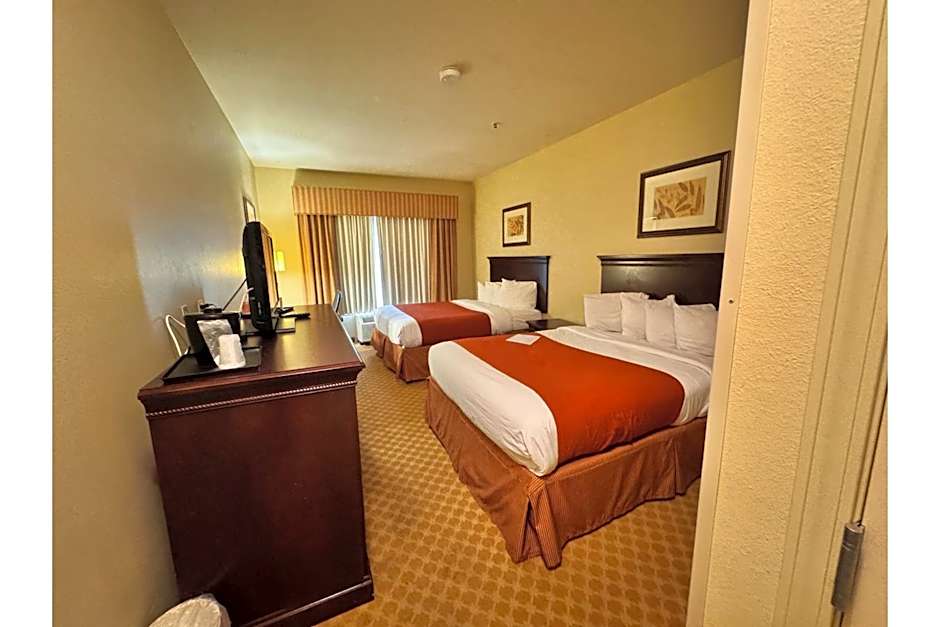 Hotel Pineville & Conference Center Alexandria I-49