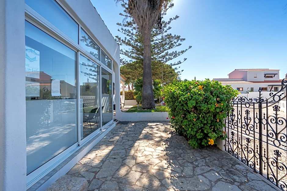 Blife Sun Hostel & Rooms