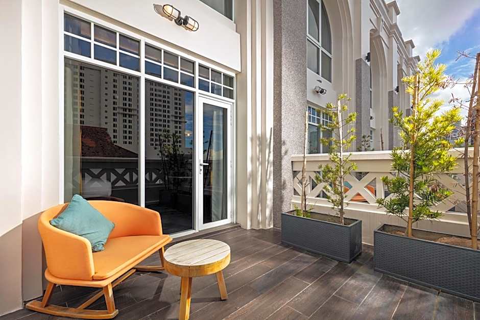 The George Penang by The Crest Collection