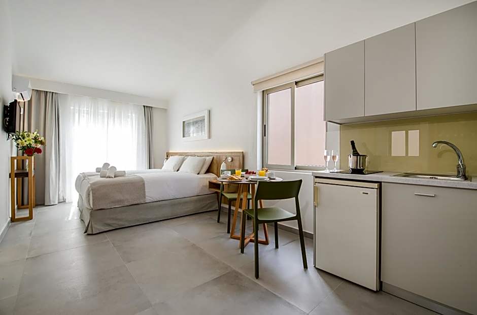 Lotus Hotel Apartments