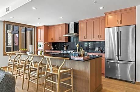 Rundle Lux Villa at Timberstone